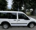 Белый Форд Турнео Коннект, объемом двигателя 1.8 л и пробегом 250 тыс. км за 4650 $, фото 1 на Automoto.ua