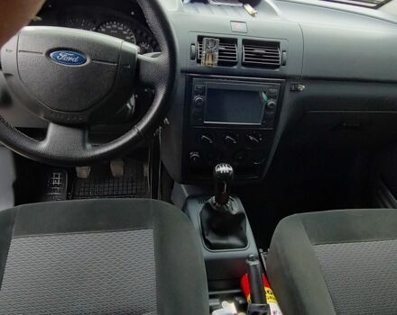 Білий Форд Турнео Коннект, об'ємом двигуна 1.8 л та пробігом 1 тис. км за 500 $, фото 6 на Automoto.ua