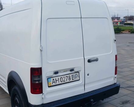 Белый Форд Турнео Коннект, объемом двигателя 1.8 л и пробегом 1000 тыс. км за 4200 $, фото 12 на Automoto.ua