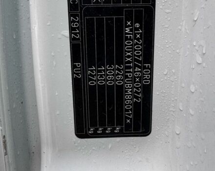 Белый Форд Турнео Коннект, объемом двигателя 1.8 л и пробегом 254 тыс. км за 5500 $, фото 4 на Automoto.ua