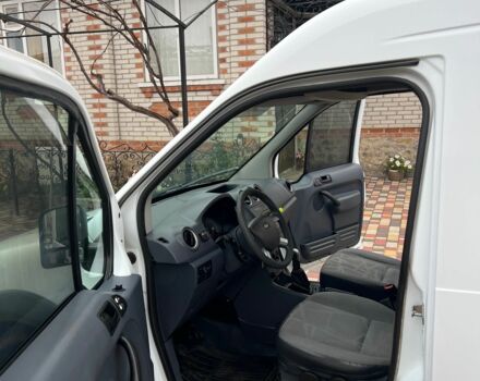 Белый Форд Турнео Коннект, объемом двигателя 1.8 л и пробегом 235 тыс. км за 5200 $, фото 7 на Automoto.ua