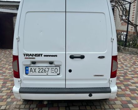 Белый Форд Турнео Коннект, объемом двигателя 1.8 л и пробегом 235 тыс. км за 5200 $, фото 3 на Automoto.ua