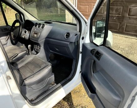 Форд Турнео Коннект 2013 у Запоріжжя на Automoto.ua Білий Форд Турнео Коннект, об'ємом двигуна 1.8 л та пробігом 314 тис. км за 5300 $, фото 8 на Automoto.ua