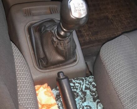 Белый Форд Турнео Коннект, объемом двигателя 1.8 л и пробегом 365 тыс. км за 2863 $, фото 8 на Automoto.ua