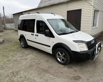 Белый Форд Турнео Коннект, объемом двигателя 1.8 л и пробегом 230 тыс. км за 4000 $, фото 2 на Automoto.ua