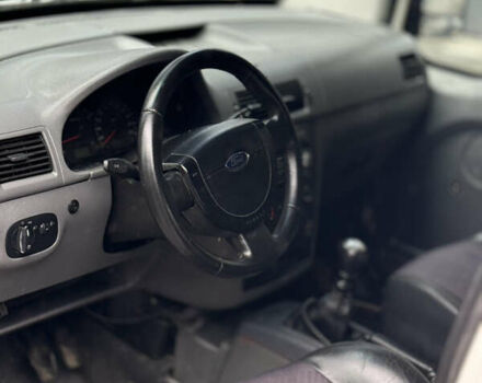 Білий Форд Турнео Коннект, об'ємом двигуна 1.8 л та пробігом 240 тис. км за 1750 $, фото 8 на Automoto.ua