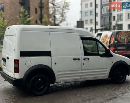 Білий Форд Турнео Коннект, об'ємом двигуна 1.8 л та пробігом 240 тис. км за 1750 $, фото 2 на Automoto.ua