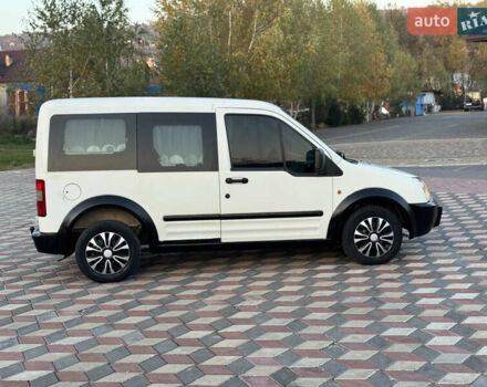 Форд Турнео Коннект 2003 в Черновцах на Automoto.ua Белый Форд Турнео Коннект, объемом двигателя 0 л и пробегом 213 тыс. км за 2700 $, фото 5 на Automoto.ua