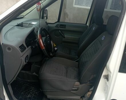 Белый Форд Турнео Коннект, объемом двигателя 1.8 л и пробегом 516 тыс. км за 3600 $, фото 7 на Automoto.ua