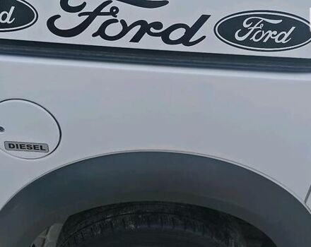 Белый Форд Турнео Коннект, объемом двигателя 1.8 л и пробегом 289 тыс. км за 5200 $, фото 14 на Automoto.ua