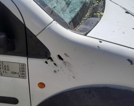 Белый Форд Турнео Коннект, объемом двигателя 0 л и пробегом 350 тыс. км за 2000 $, фото 12 на Automoto.ua