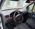 Белый Форд Турнео Коннект, объемом двигателя 1.75 л и пробегом 267 тыс. км за 4800 $, фото 1 на Automoto.ua