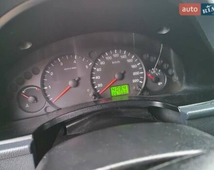 Белый Форд Турнео Коннект, объемом двигателя 1.75 л и пробегом 267 тыс. км за 4800 $, фото 3 на Automoto.ua