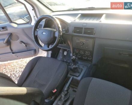 Білий Форд Турнео Коннект, об'ємом двигуна 1.8 л та пробігом 249 тис. км за 4850 $, фото 22 на Automoto.ua