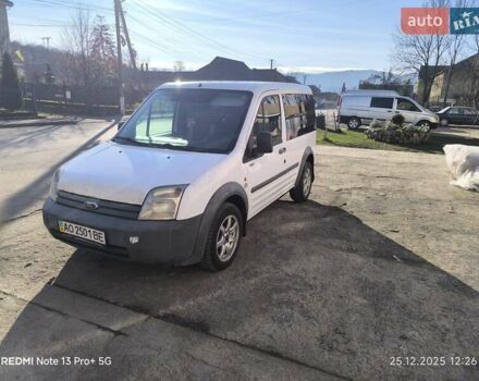 Белый Форд Турнео Коннект, объемом двигателя 1.75 л и пробегом 280 тыс. км за 3900 $, фото 4 на Automoto.ua