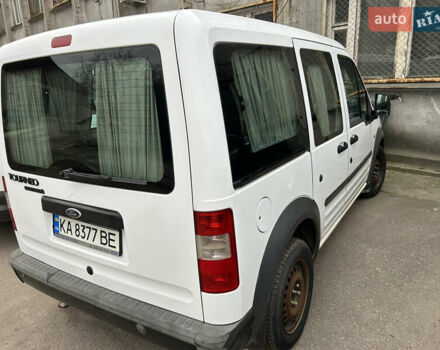 Белый Форд Турнео Коннект, объемом двигателя 1.8 л и пробегом 300 тыс. км за 5000 $, фото 7 на Automoto.ua