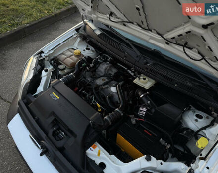 Белый Форд Турнео Коннект, объемом двигателя 1.8 л и пробегом 216 тыс. км за 6700 $, фото 29 на Automoto.ua