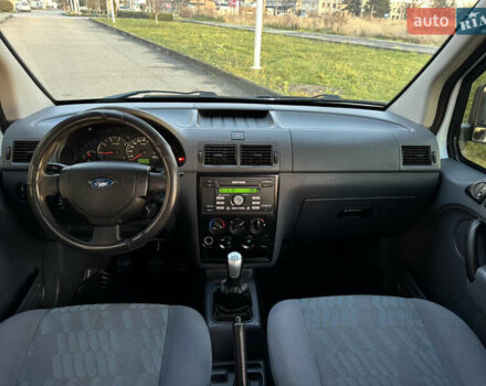 Белый Форд Турнео Коннект, объемом двигателя 1.8 л и пробегом 216 тыс. км за 6700 $, фото 18 на Automoto.ua