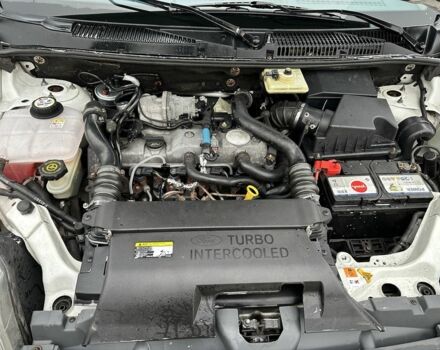 Білий Форд Турнео Коннект, об'ємом двигуна 1.8 л та пробігом 173 тис. км за 5300 $, фото 9 на Automoto.ua