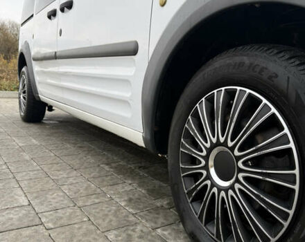 Белый Форд Турнео Коннект, объемом двигателя 1.75 л и пробегом 292 тыс. км за 4600 $, фото 6 на Automoto.ua