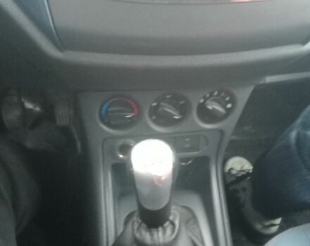 Белый Форд Турнео Коннект, объемом двигателя 1.8 л и пробегом 266 тыс. км за 7000 $, фото 7 на Automoto.ua