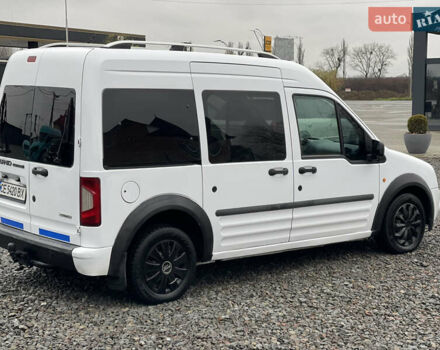 Белый Форд Турнео Коннект, объемом двигателя 1.75 л и пробегом 330 тыс. км за 5450 $, фото 7 на Automoto.ua