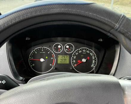 Белый Форд Турнео Коннект, объемом двигателя 1.75 л и пробегом 292 тыс. км за 4600 $, фото 8 на Automoto.ua