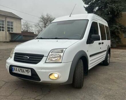 Белый Форд Турнео Коннект, объемом двигателя 1.8 л и пробегом 280 тыс. км за 7800 $, фото 10 на Automoto.ua