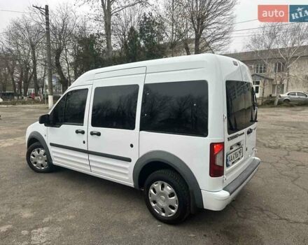 Белый Форд Турнео Коннект, объемом двигателя 1.8 л и пробегом 280 тыс. км за 7800 $, фото 9 на Automoto.ua