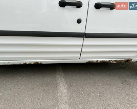 Форд Турнео Коннект 2012 в Николаеве на Automoto.ua Белый Форд Турнео Коннект, объемом двигателя 1.76 л и пробегом 230 тыс. км за 5200 $, фото 8 на Automoto.ua