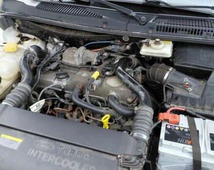 Білий Форд Турнео Коннект, об'ємом двигуна 2 л та пробігом 164 тис. км за 6700 $, фото 16 на Automoto.ua