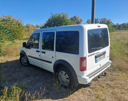 Белый Форд Турнео Коннект, объемом двигателя 1.8 л и пробегом 269 тыс. км за 6500 $, фото 5 на Automoto.ua