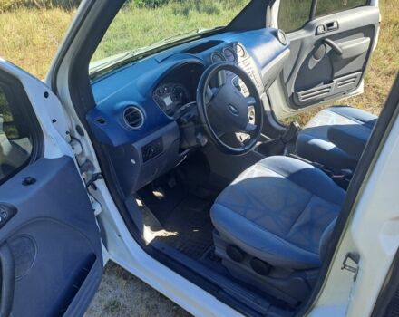 Белый Форд Турнео Коннект, объемом двигателя 1.8 л и пробегом 269 тыс. км за 6500 $, фото 7 на Automoto.ua