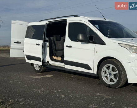 Белый Форд Турнео Коннект, объемом двигателя 1.6 л и пробегом 305 тыс. км за 9500 $, фото 12 на Automoto.ua