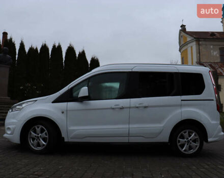 Белый Форд Турнео Коннект, объемом двигателя 1.5 л и пробегом 247 тыс. км за 13199 $, фото 12 на Automoto.ua