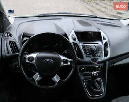 Белый Форд Турнео Коннект, объемом двигателя 1.5 л и пробегом 247 тыс. км за 13199 $, фото 117 на Automoto.ua