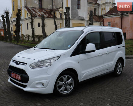 Белый Форд Турнео Коннект, объемом двигателя 1.5 л и пробегом 247 тыс. км за 13199 $, фото 1 на Automoto.ua