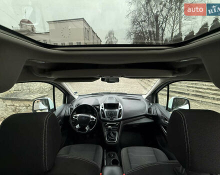 Белый Форд Турнео Коннект, объемом двигателя 1.5 л и пробегом 247 тыс. км за 13199 $, фото 98 на Automoto.ua