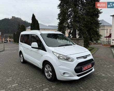 Белый Форд Турнео Коннект, объемом двигателя 1.5 л и пробегом 247 тыс. км за 13199 $, фото 58 на Automoto.ua