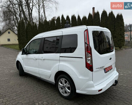 Белый Форд Турнео Коннект, объемом двигателя 1.5 л и пробегом 247 тыс. км за 13199 $, фото 37 на Automoto.ua