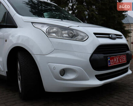 Белый Форд Турнео Коннект, объемом двигателя 1.5 л и пробегом 247 тыс. км за 13199 $, фото 8 на Automoto.ua