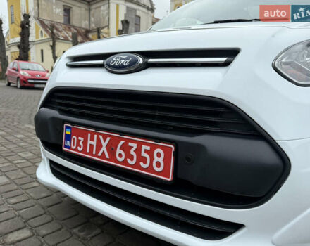 Белый Форд Турнео Коннект, объемом двигателя 1.5 л и пробегом 247 тыс. км за 13199 $, фото 103 на Automoto.ua