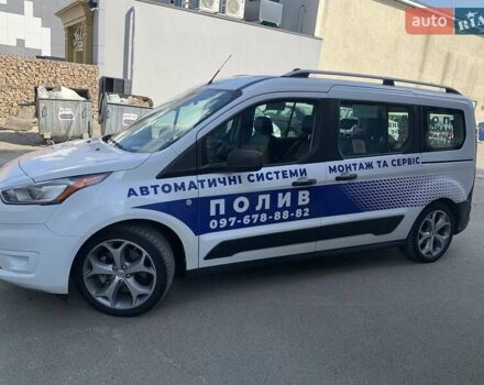 Форд Турнео Коннект 2018 в Киеве на Automoto.ua Белый Форд Турнео Коннект, объемом двигателя 2 л и пробегом 135 тыс. км за 14000 $, фото 2 на Automoto.ua