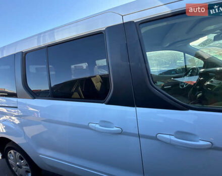 Белый Форд Турнео Коннект, объемом двигателя 2 л и пробегом 190 тыс. км за 10000 $, фото 24 на Automoto.ua