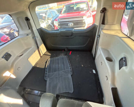 Белый Форд Турнео Коннект, объемом двигателя 2 л и пробегом 190 тыс. км за 10000 $, фото 11 на Automoto.ua