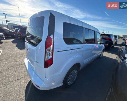 Белый Форд Турнео Коннект, объемом двигателя 2 л и пробегом 190 тыс. км за 10000 $, фото 3 на Automoto.ua