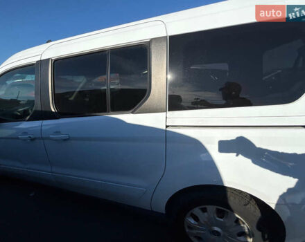 Белый Форд Турнео Коннект, объемом двигателя 2 л и пробегом 190 тыс. км за 10000 $, фото 15 на Automoto.ua