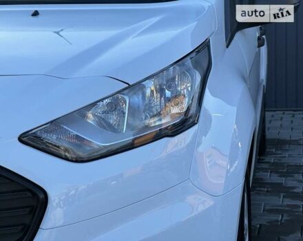 Білий Форд Турнео Коннект, об'ємом двигуна 1.5 л та пробігом 180 тис. км за 16500 $, фото 3 на Automoto.ua