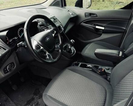 Белый Форд Турнео Коннект, объемом двигателя 1.5 л и пробегом 181 тыс. км за 16900 $, фото 15 на Automoto.ua