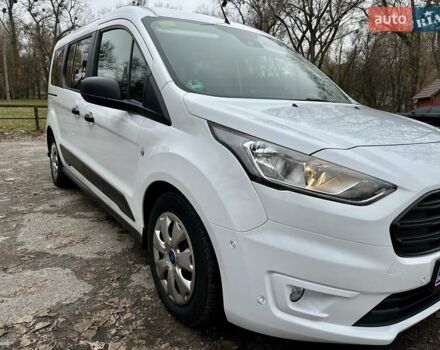 Белый Форд Турнео Коннект, объемом двигателя 1.5 л и пробегом 134 тыс. км за 17499 $, фото 24 на Automoto.ua